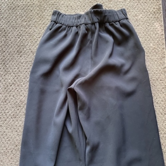 Black Self Tie Culottes from Lululemon - Picture 4 of 4